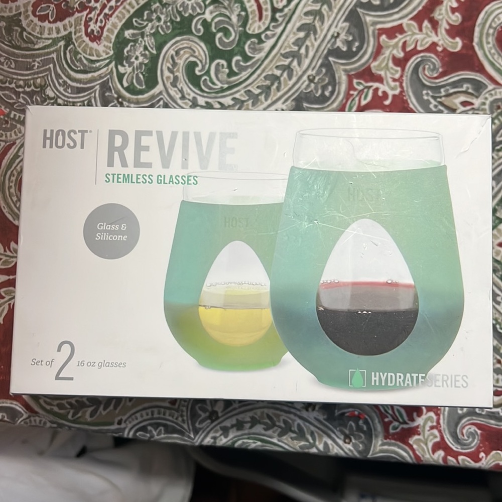 New in box stemless glass and silicone wine glasses